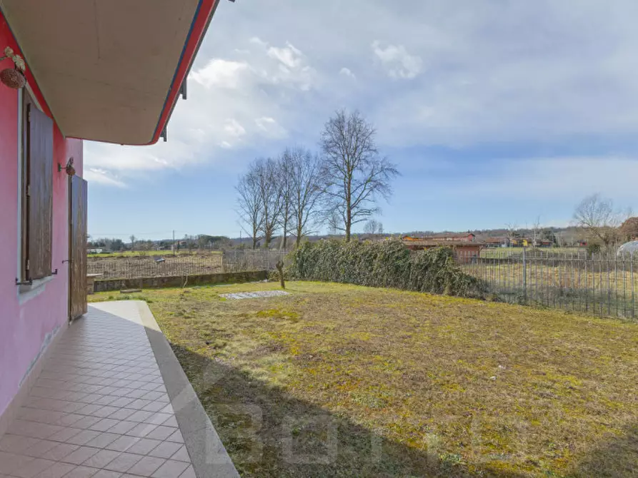 Immagine 28 di Casa bifamiliare in vendita  in via san giorgio 22 a Cureggio