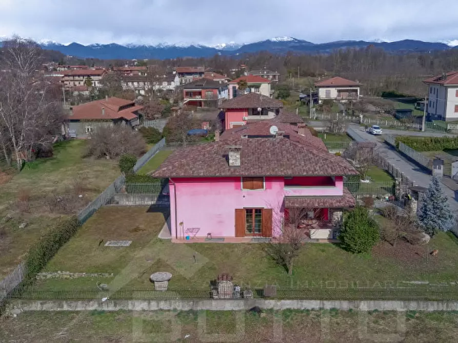 Immagine 30 di Casa bifamiliare in vendita  in via san giorgio 22 a Cureggio