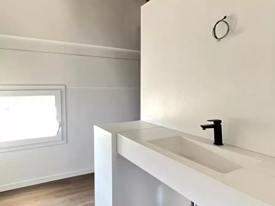 Immagine 10 di Appartamento in vendita  in Via Montà a Padova