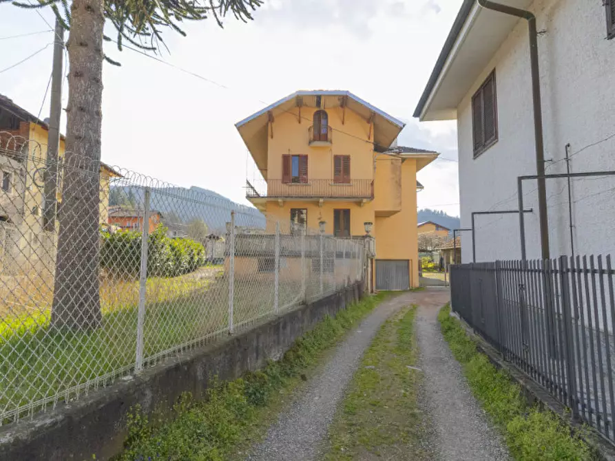 Immagine 28 di Villetta a schiera in vendita  in via liguria,8 a Crevacuore