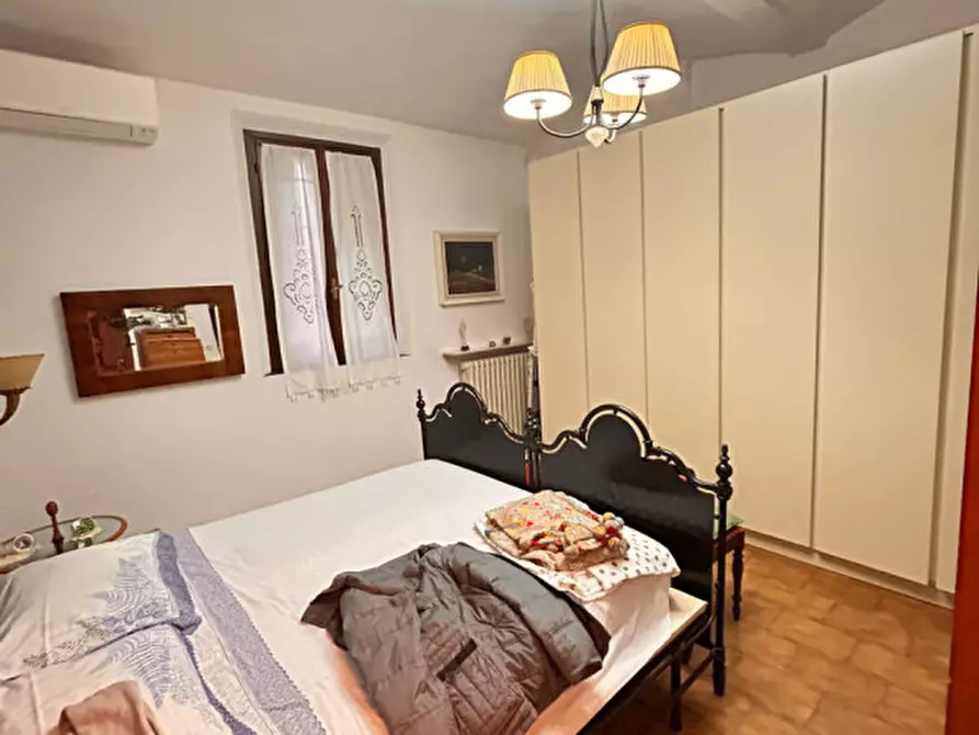 Immagine 10 di Casa bifamiliare in vendita  in via Folloni a Modena