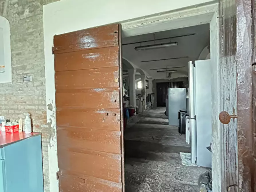 Immagine 15 di Casa bifamiliare in vendita  in via Folloni a Modena