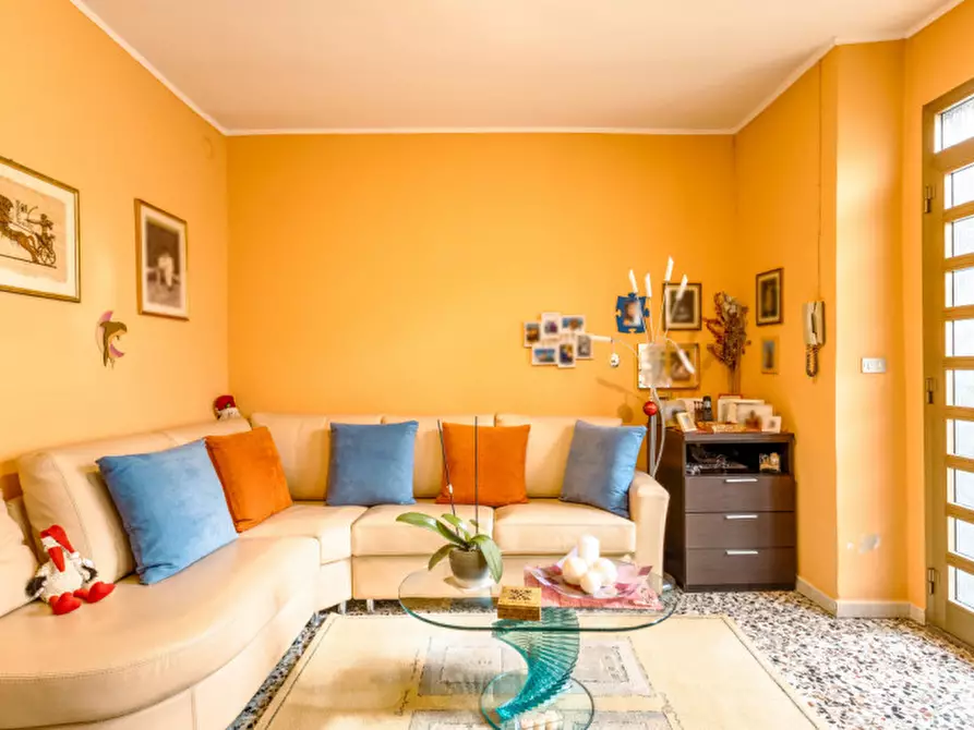 Immagine 3 di Casa indipendente in vendita  in via raveglia  56 a San Maurizio D'opaglio