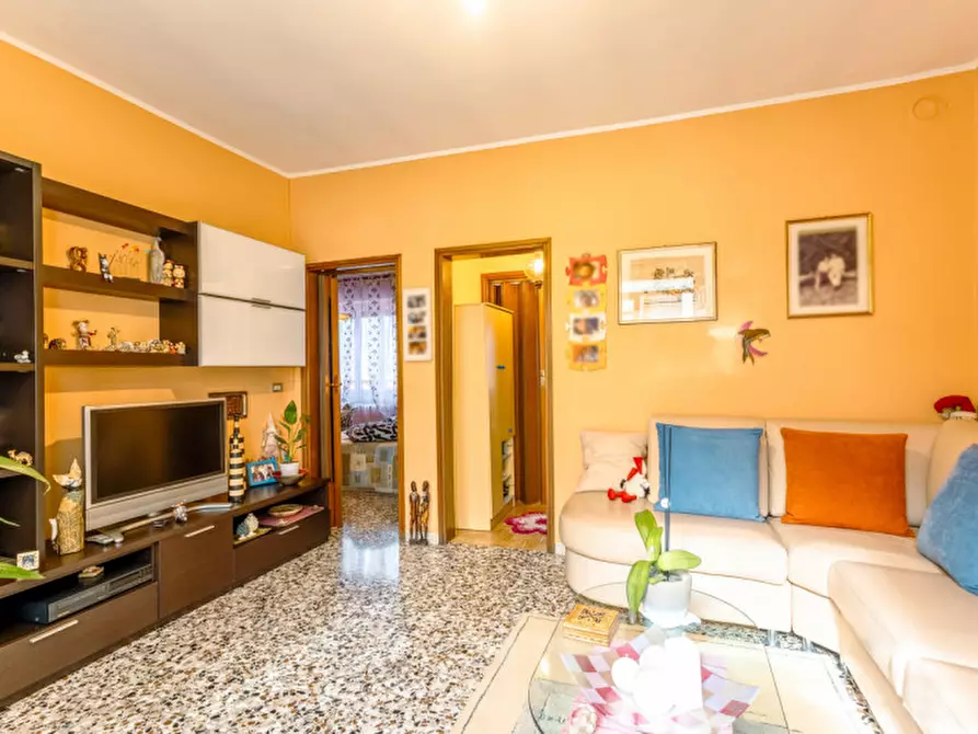 Immagine 4 di Casa indipendente in vendita  in via raveglia  56 a San Maurizio D'opaglio