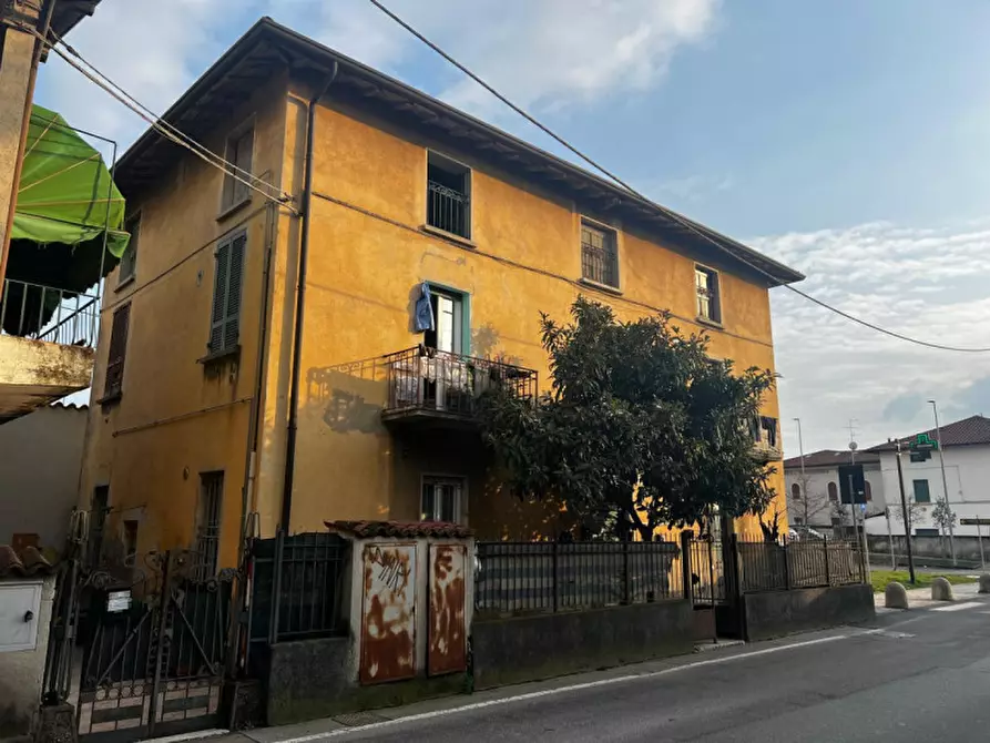 Immagine 1 di Appartamento in vendita  in Via Giacomo Matteotti a Rezzato