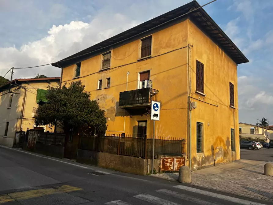 Immagine 12 di Appartamento in vendita  in Via Giacomo Matteotti a Rezzato