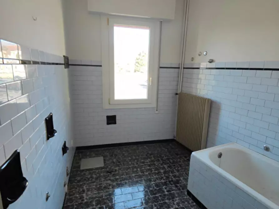 Immagine 17 di Villetta a schiera in vendita  in Via Meschio a Caneva