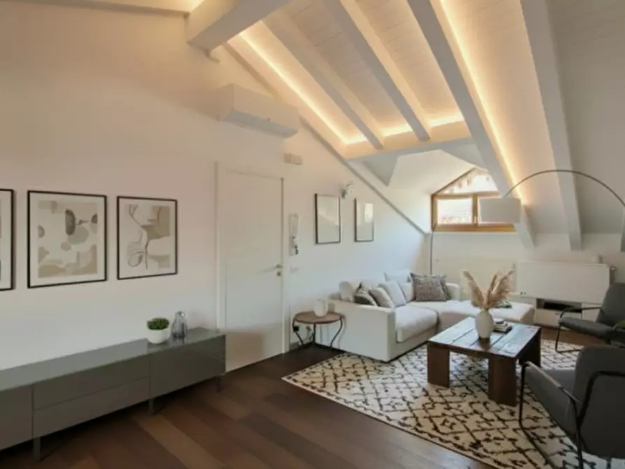 Immagine 6 di Attico in vendita  a Asolo