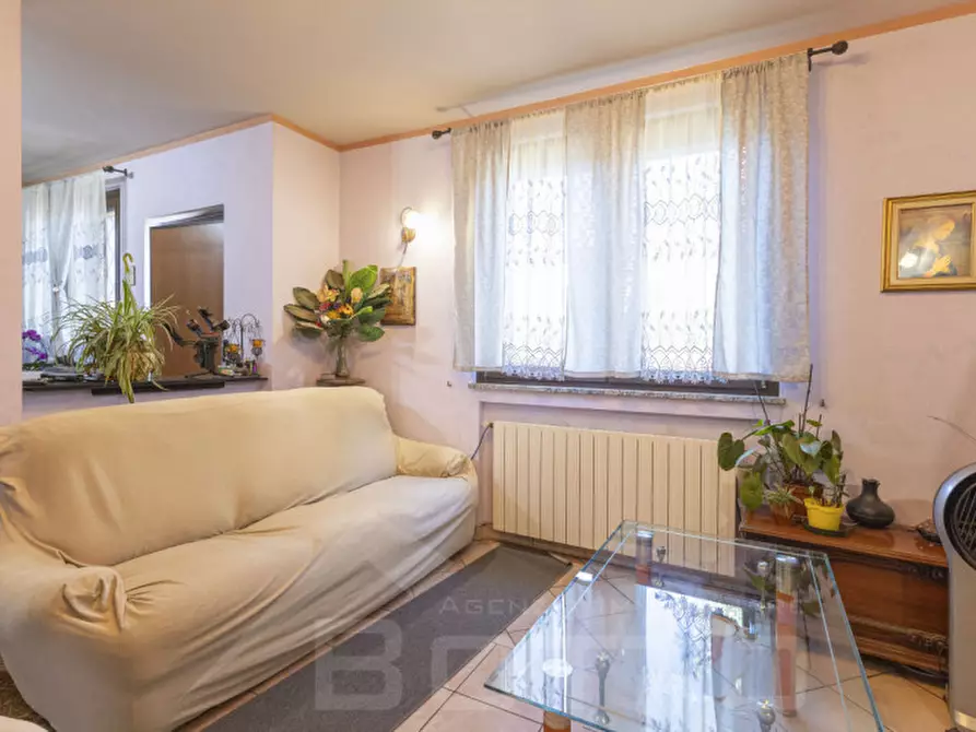 Immagine 3 di Villetta a schiera in vendita  in Via della Ciocca 94 a Borgomanero