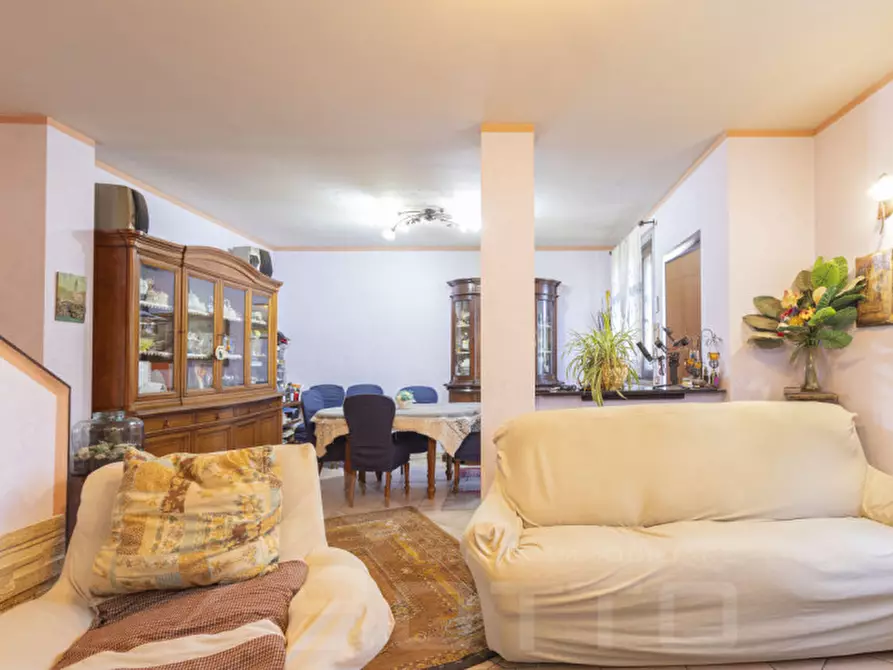 Immagine 5 di Villetta a schiera in vendita  in Via della Ciocca 94 a Borgomanero