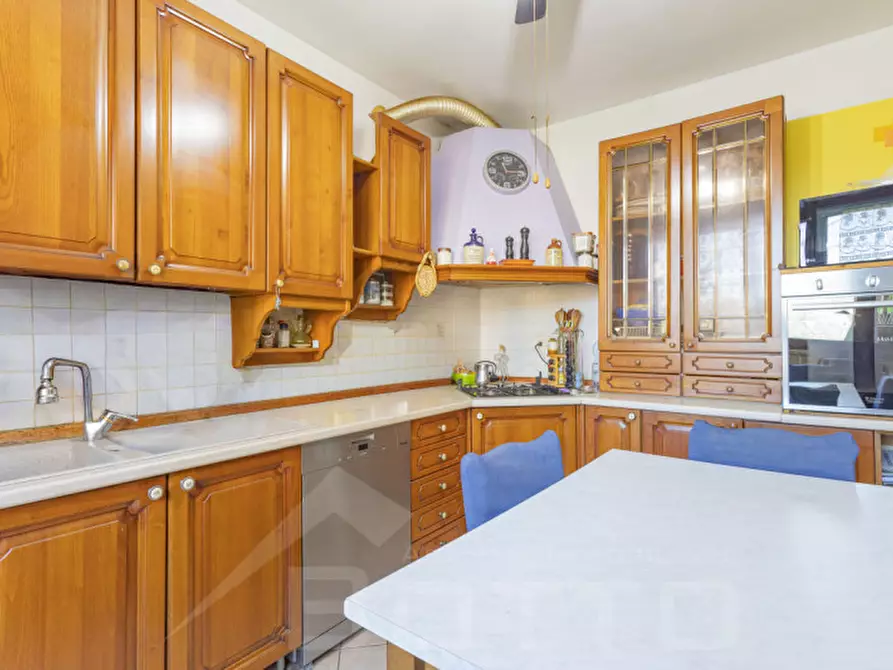 Immagine 10 di Villetta a schiera in vendita  in Via della Ciocca 94 a Borgomanero