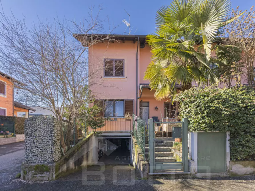 Immagine 21 di Villetta a schiera in vendita  in Via della Ciocca 94 a Borgomanero