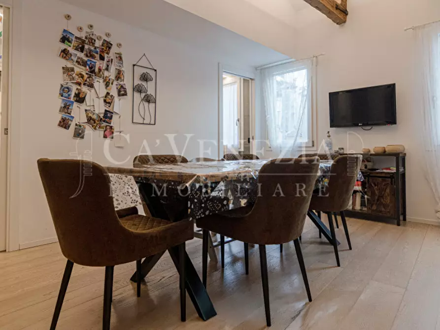 Immagine 8 di Appartamento in vendita  a Venezia