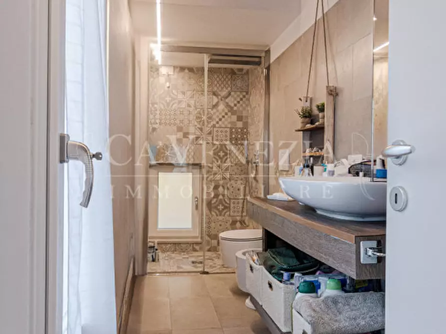 Immagine 15 di Appartamento in vendita  a Venezia