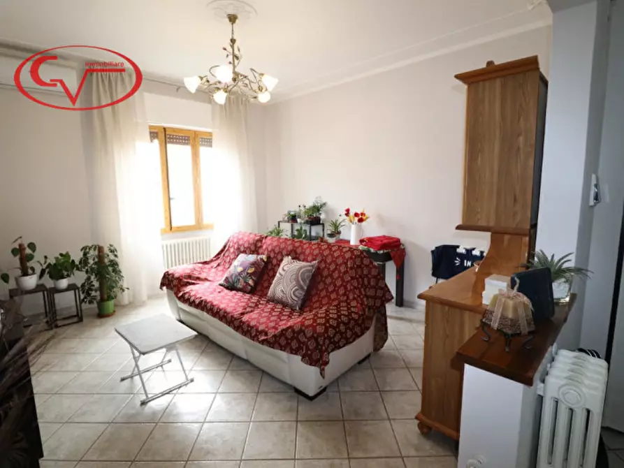 Immagine 1 di Appartamento in vendita  in via Po a Montevarchi