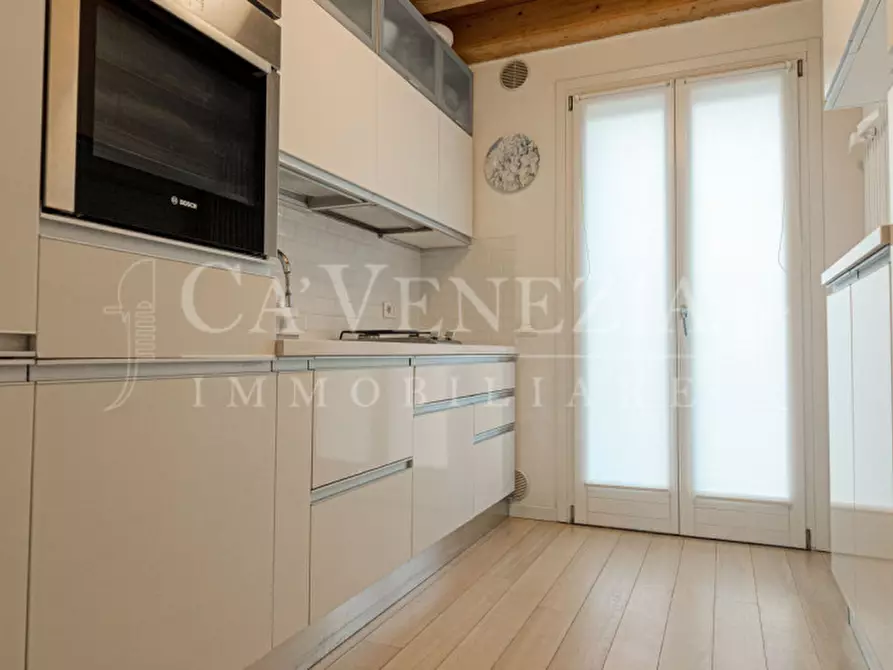 Immagine 6 di Appartamento in vendita  a Venezia