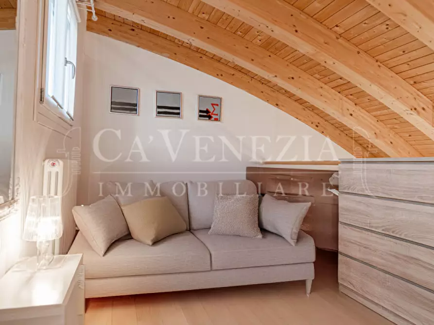 Immagine 20 di Appartamento in vendita  a Venezia