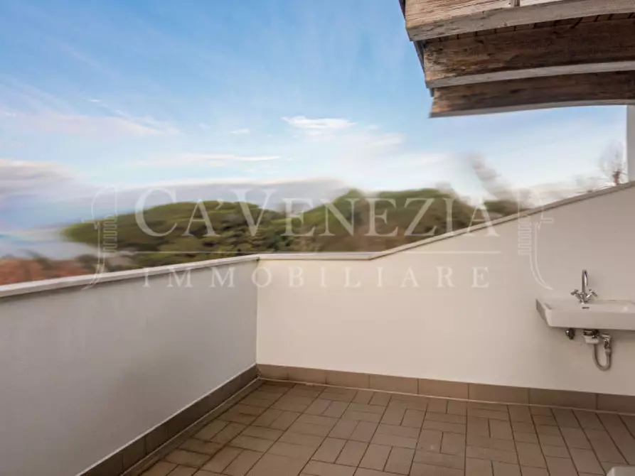 Immagine 21 di Appartamento in vendita  a Venezia