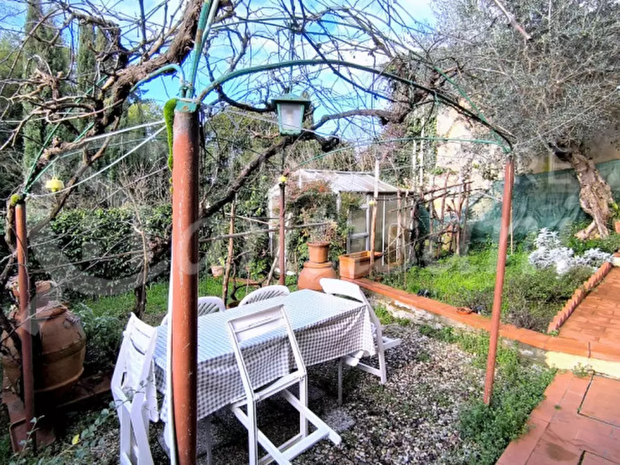 Immagine 2 di Casa indipendente in vendita  in Via di Corbignano a Firenze