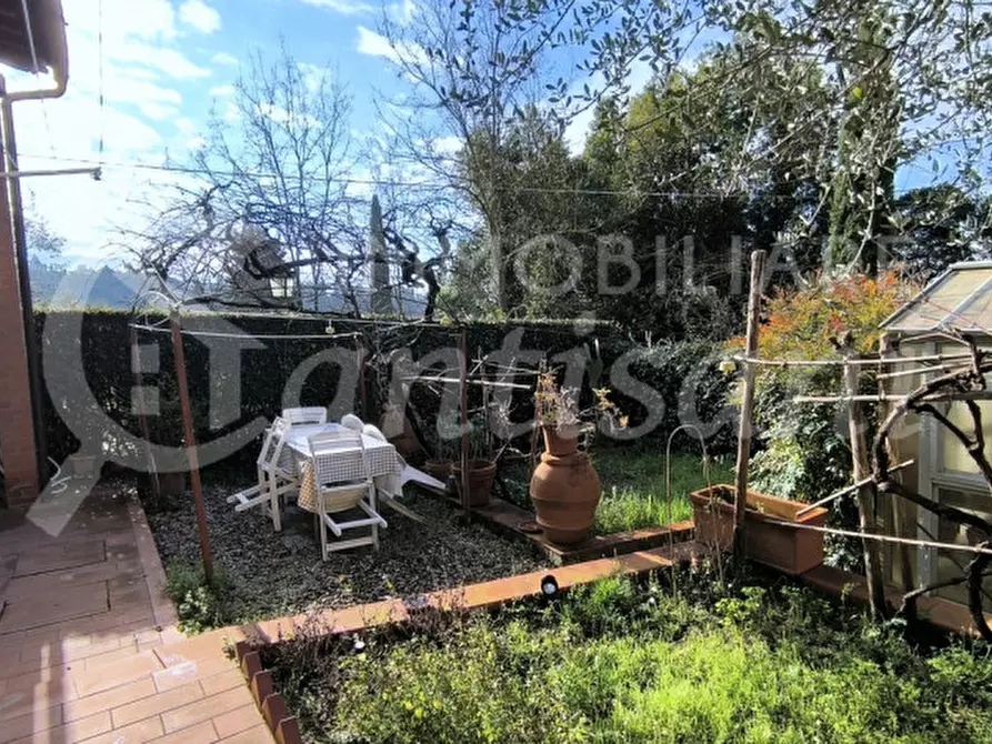 Immagine 3 di Casa indipendente in vendita  in Via di Corbignano a Firenze