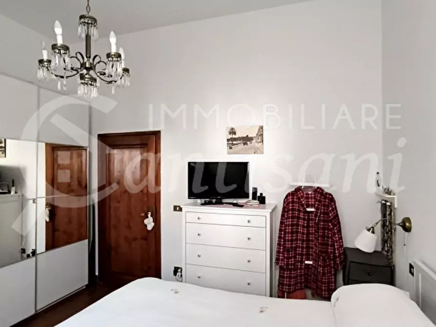 Immagine 13 di Casa indipendente in vendita  in Via di Corbignano a Firenze