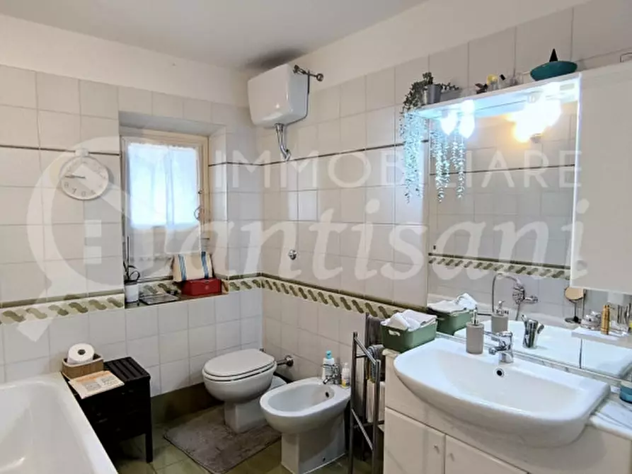 Immagine 15 di Casa indipendente in vendita  in Via di Corbignano a Firenze