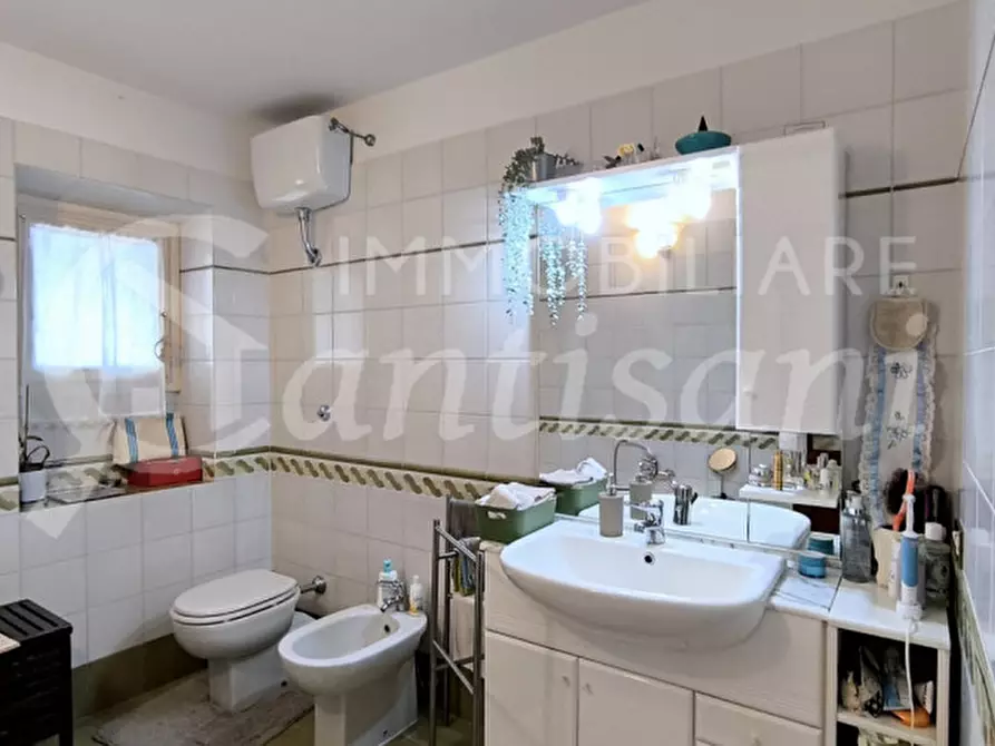 Immagine 16 di Casa indipendente in vendita  in Via di Corbignano a Firenze