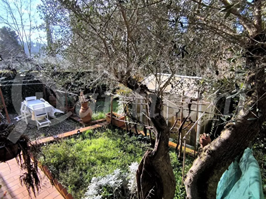 Immagine 25 di Casa indipendente in vendita  in Via di Corbignano a Firenze