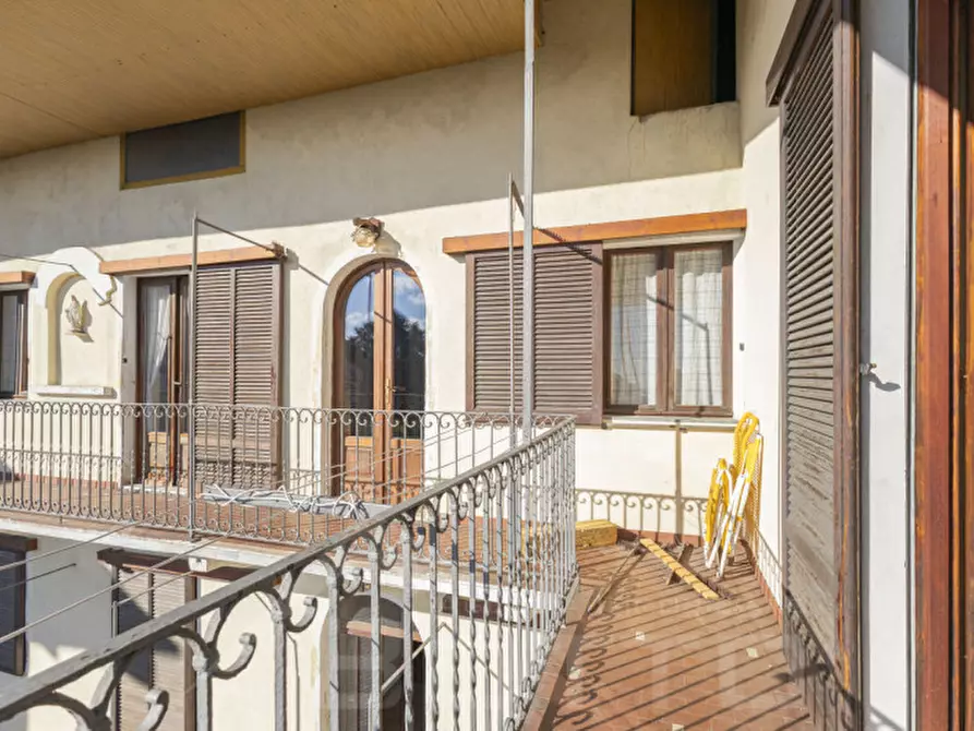 Immagine 2 di Casa indipendente in vendita  in Via Maggiate 36 a Borgomanero