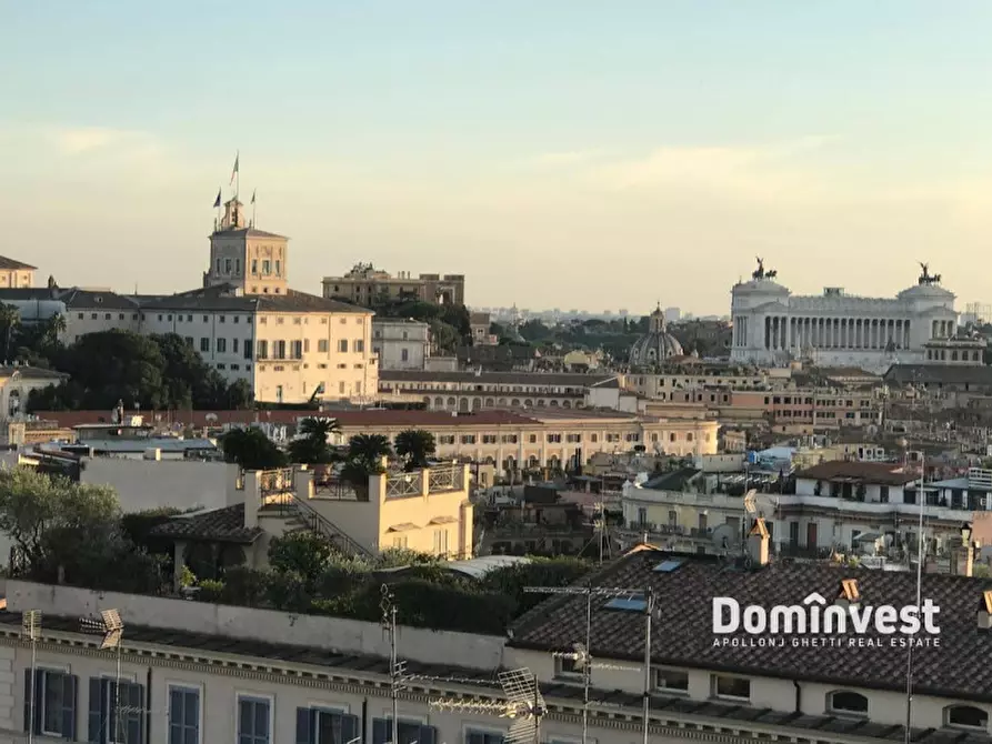 Immagine 3 di Attico in affitto  in Via Crispi a Roma