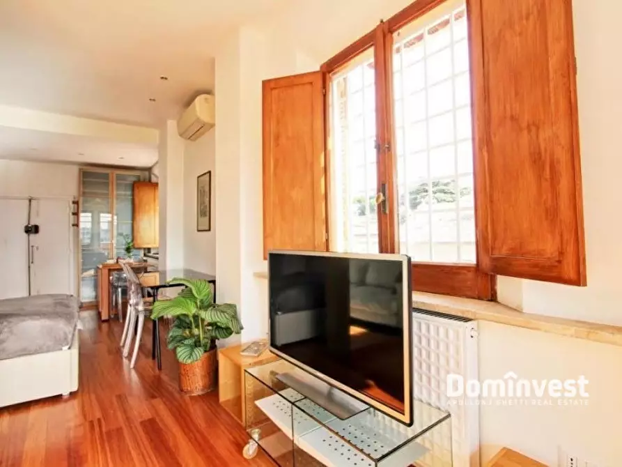 Immagine 15 di Attico in affitto  in Via Crispi a Roma