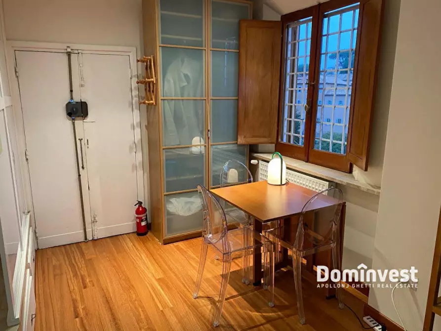 Immagine 17 di Attico in affitto  in Via Crispi a Roma