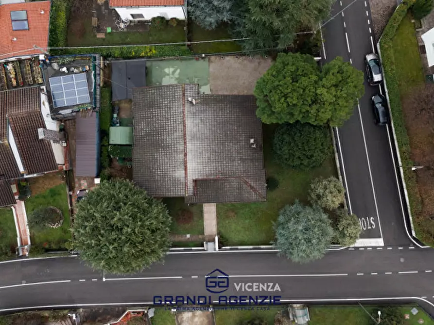 Immagine 2 di Casa indipendente in vendita  in Via Cavour, 39 a Monticello Conte Otto