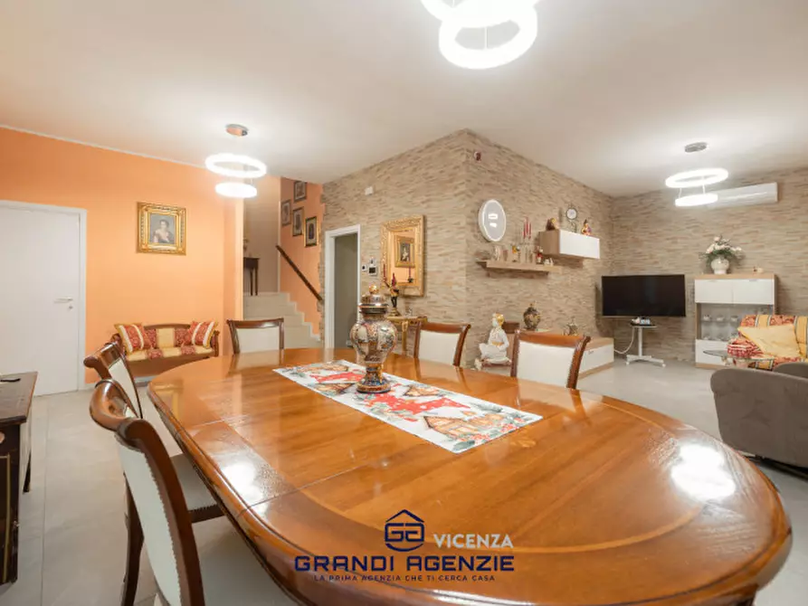 Immagine 5 di Casa indipendente in vendita  in Via Cavour, 39 a Monticello Conte Otto