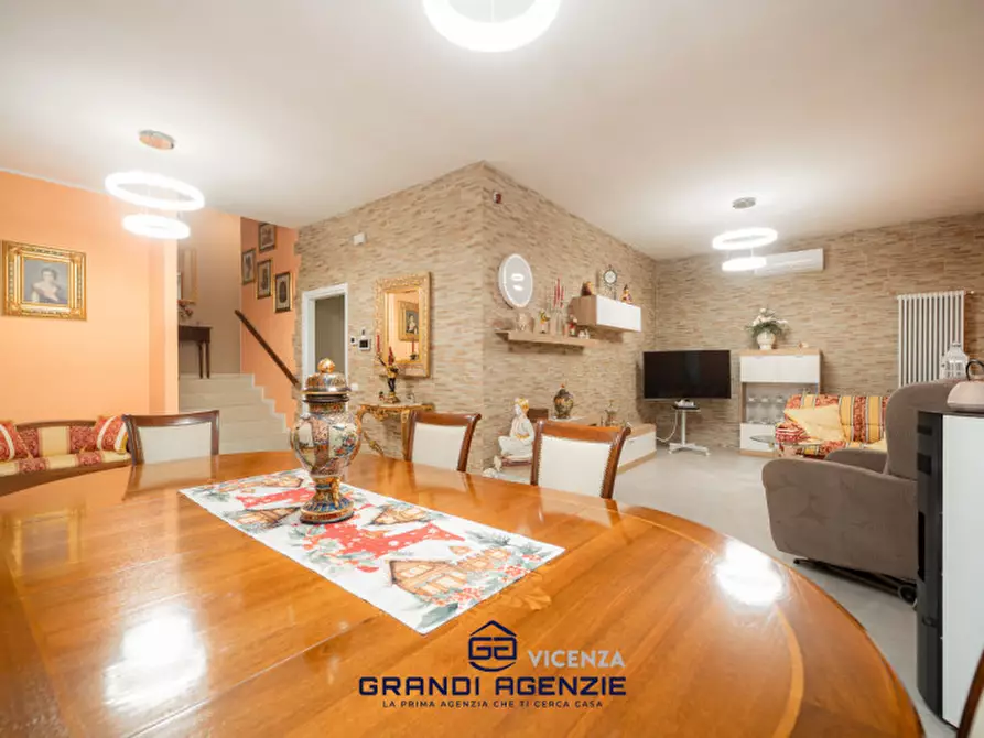 Immagine 6 di Casa indipendente in vendita  in Via Cavour, 39 a Monticello Conte Otto