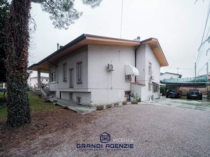 Immagine 44 di Casa indipendente in vendita  in Via Cavour, 39 a Monticello Conte Otto