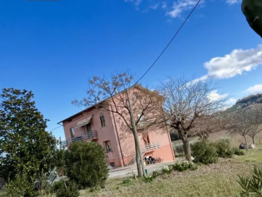 Immagine 9 di Casa bifamiliare in vendita  a Mondolfo