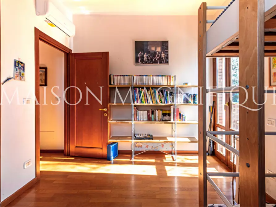 Immagine 43 di Villa in vendita  a Sasso Marconi