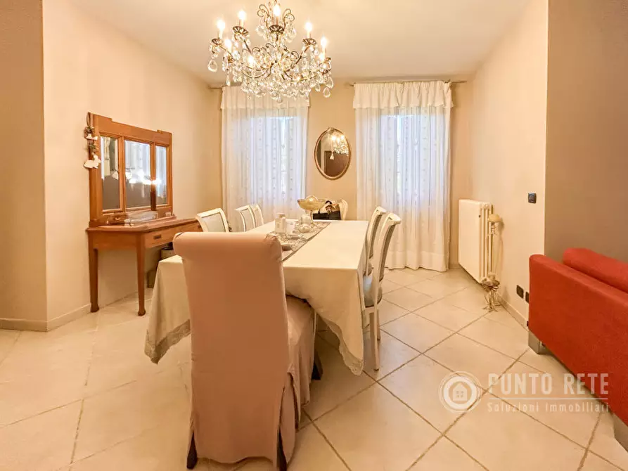 Immagine 19 di Villa in vendita  in via Ex Internati a Pescantina