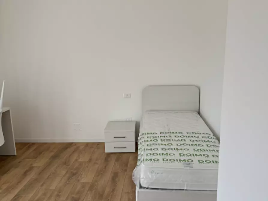 Immagine 1 di Camera in affitto  in Via Torquato Taramelli a Trento