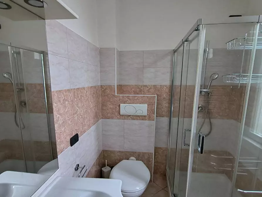 Immagine 5 di Appartamento in affitto  in Viale Certosa, 109 a Milano