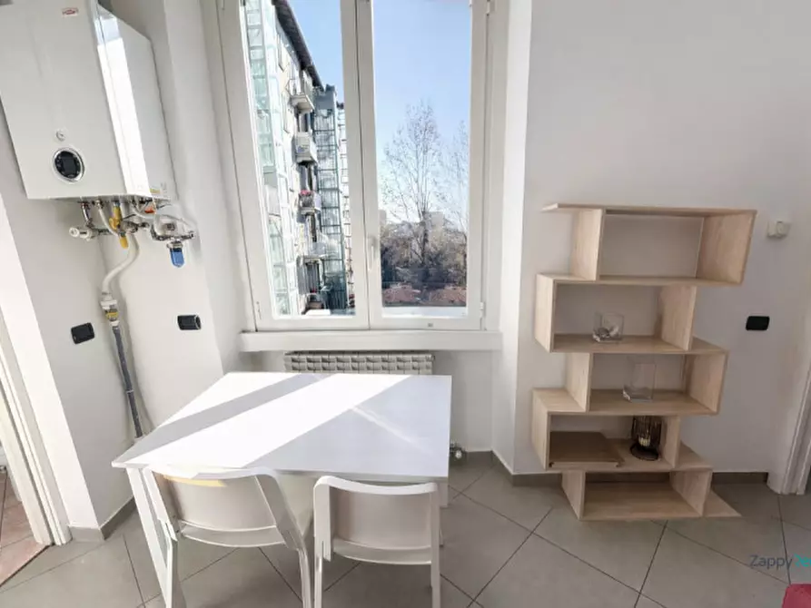 Immagine 5 di Appartamento in affitto  in Viale Certosa, 109 a Milano