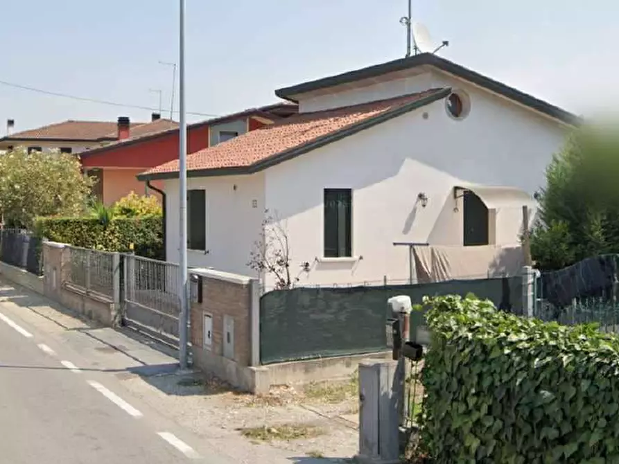 Immagine 1 di Casa indipendente in vendita  in Via Guglielmo Marconi, 28 a Campagna Lupia