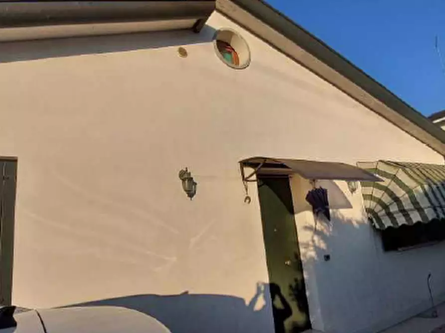 Immagine 2 di Casa indipendente in vendita  in Via Guglielmo Marconi, 28 a Campagna Lupia