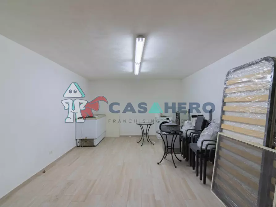 Immagine 2 di Magazzino in vendita  in Via tignini a Villabate