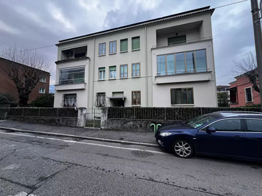 Immagine 23 di Appartamento in vendita  in Via Pittori Paglia a Brescia
