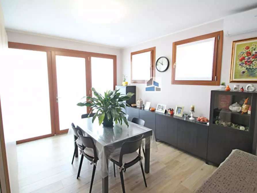 Immagine 10 di Casa indipendente in vendita  in Via Dante Alighieri a Santa Maria Di Sala