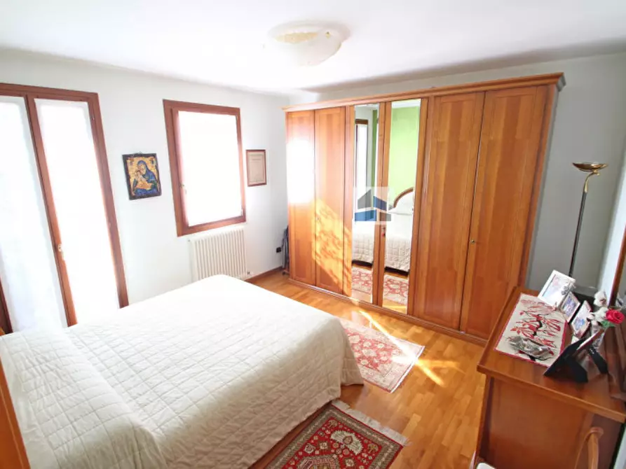 Immagine 17 di Casa indipendente in vendita  in Via Dante Alighieri a Santa Maria Di Sala