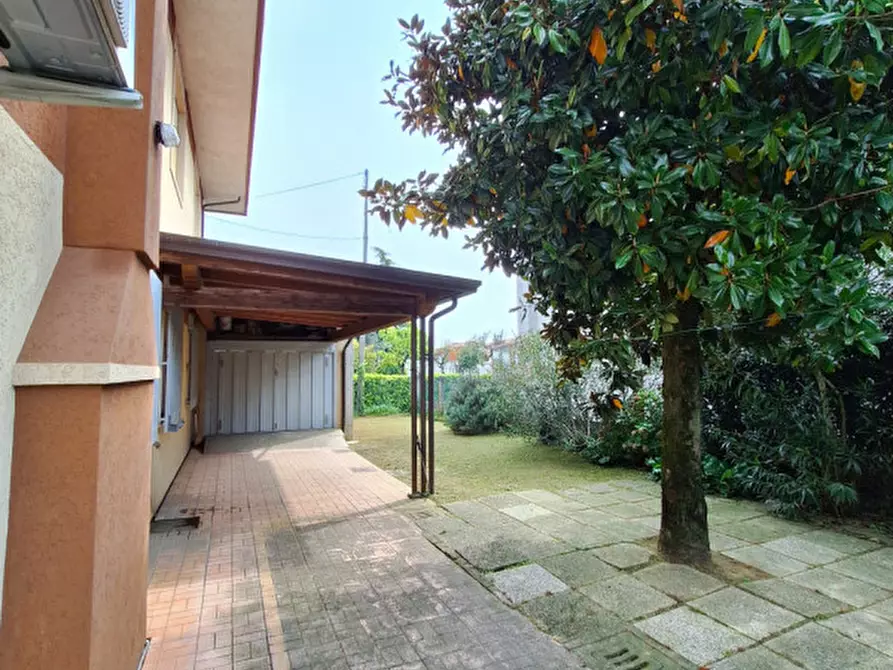 Immagine 3 di Casa indipendente in vendita  in Via Madonna 19 a Villafranca Padovana