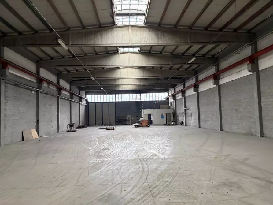 Immagine 1 di Capannone industriale in affitto  in Via Statale 467 a Casalgrande